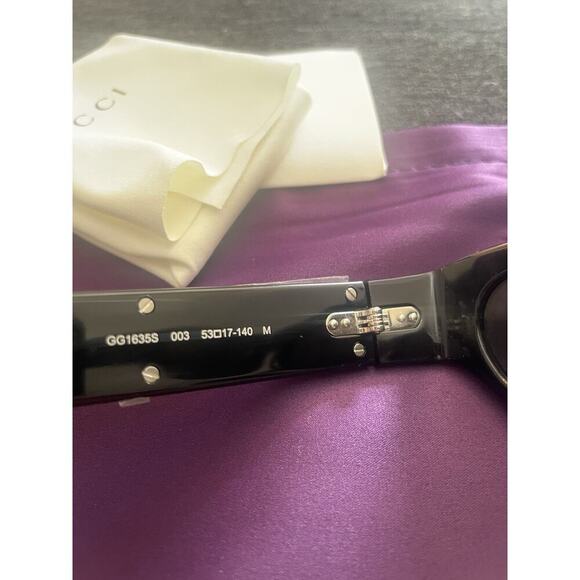 GUCCI Cat Eye Sunglasses Black Narrow Logo Gg1635S Runway Mask Unisex 003 NEW - Picture 6 of 10